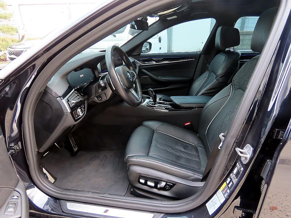 BMW 5 Series - Vista 5