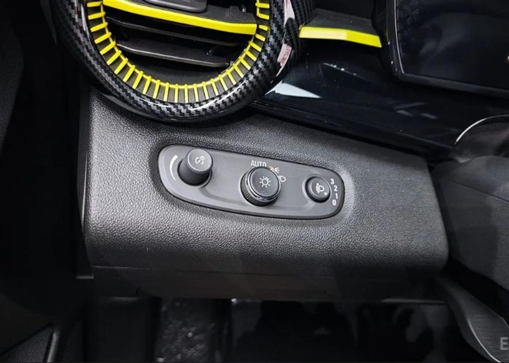 Chevrolet Trax 2025 Blanco - Importación desde Corea - HF Imports Iquique - Foto 17