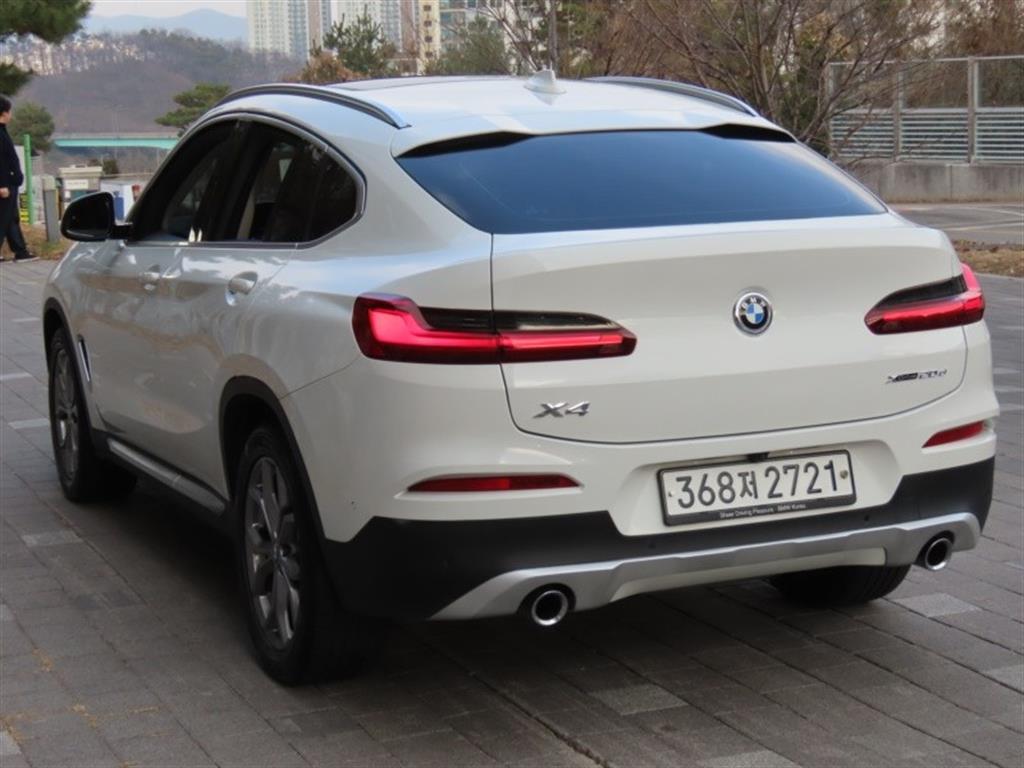 BMW X4 - Vista 7
