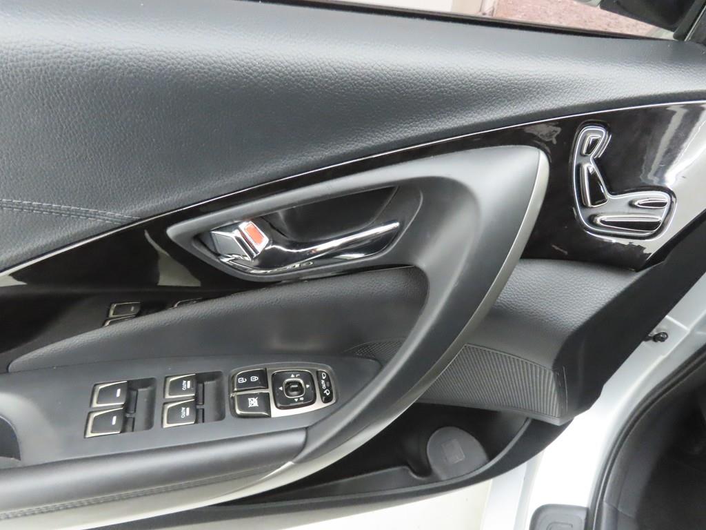 HYUNDAI Grandeur - Vista 9