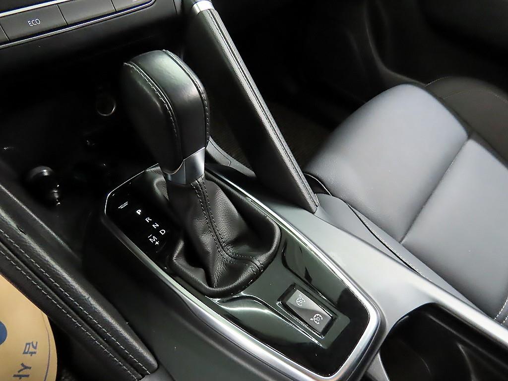 SAMSUNG QM6 - Vista 10