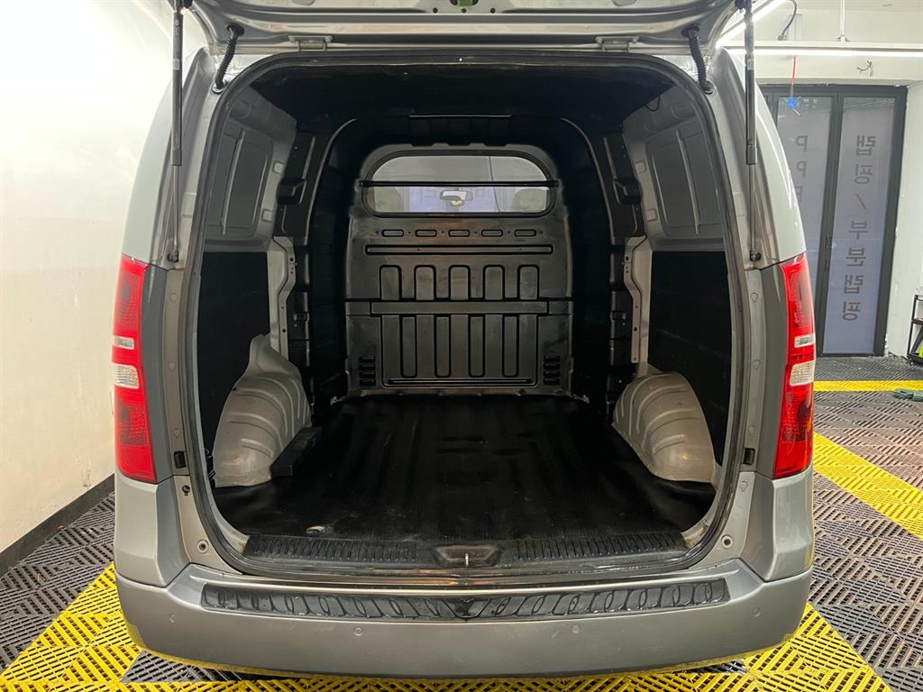 HYUNDAI Starex 2017 Gris - Importación desde Corea - HF Imports Iquique - Foto 19