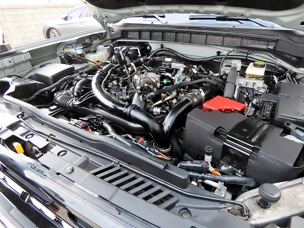 Ford Bronco 2022 Blanco - Importación desde Corea - HF Imports Iquique - Foto 19