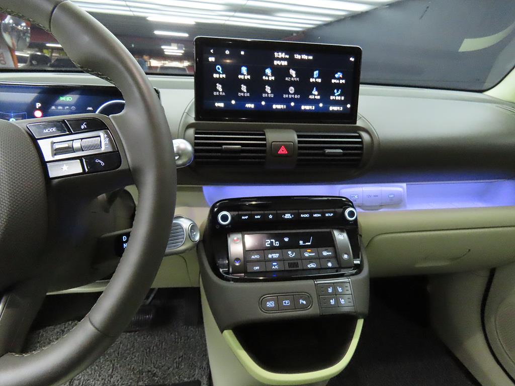 HYUNDAI Casper - Vista 10