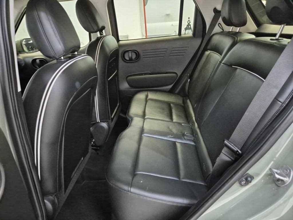 HYUNDAI Casper - Vista 12