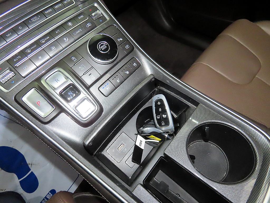 HYUNDAI Santa Fe - Vista 12