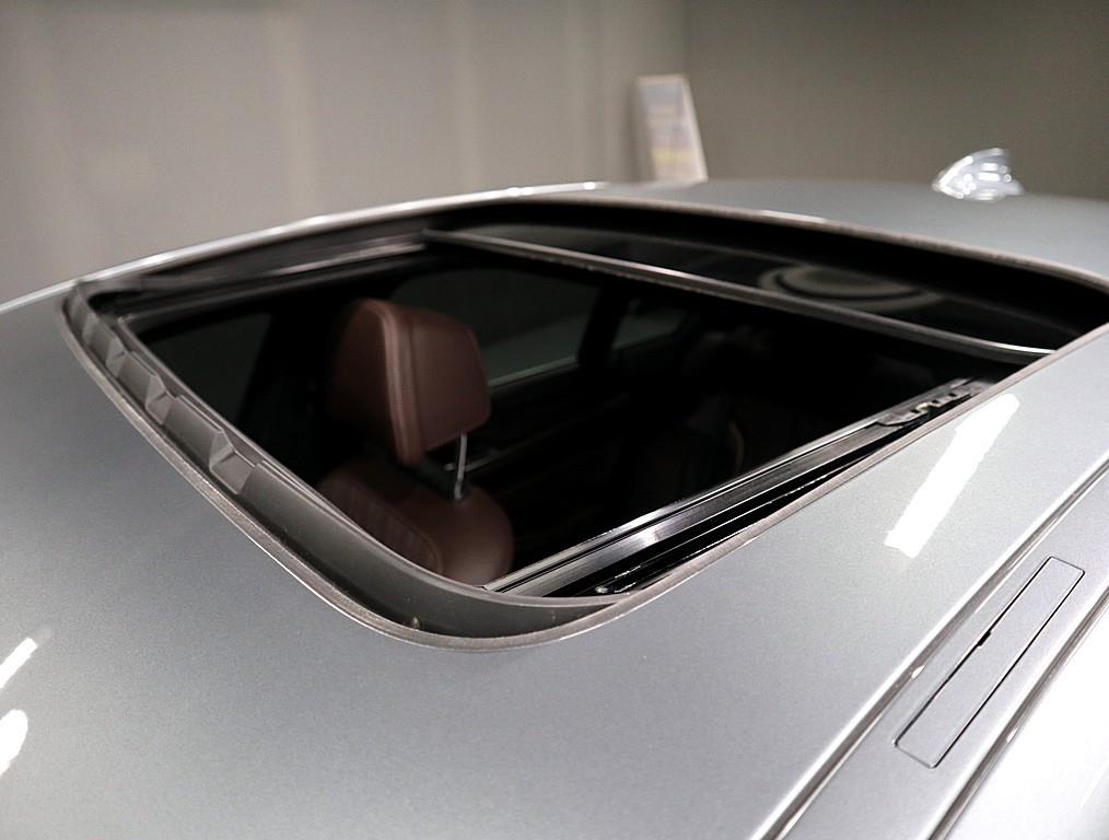 BMW 5 Series 2018 Gris - Importación desde Corea - HF Imports Iquique - Foto 15