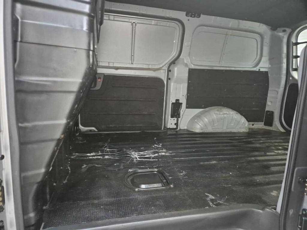 HYUNDAI Starex - Vista 12