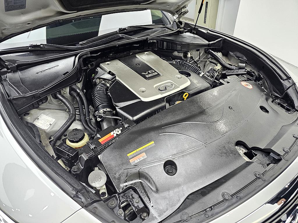 Infiniti M - Vista 6