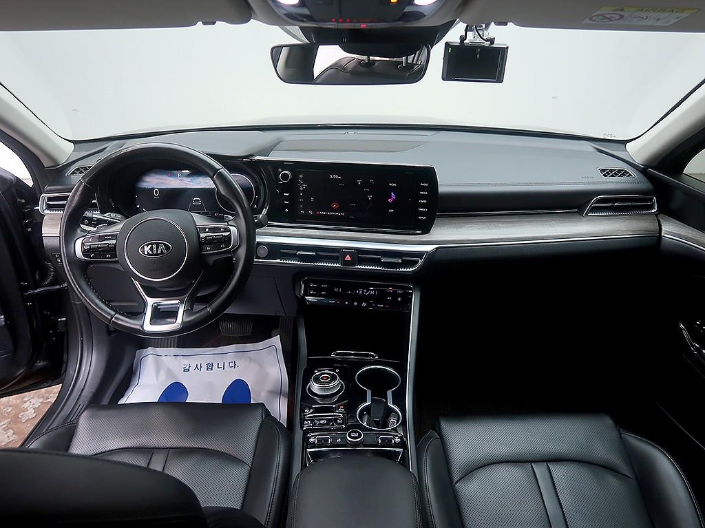 KIA K5 - Vista 9