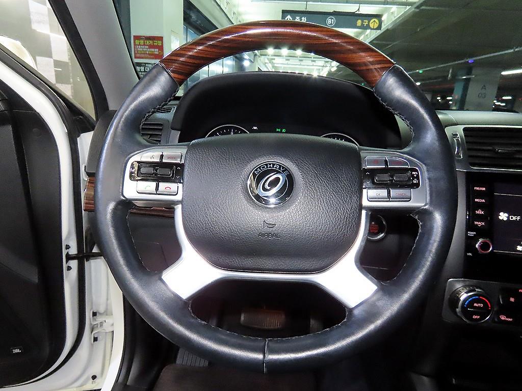 KIA Mohave - Vista 8