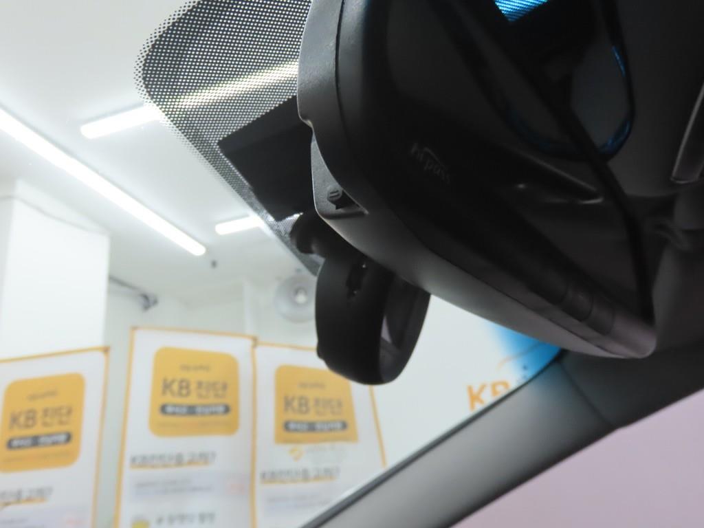 HYUNDAI Grandeur - Vista 11