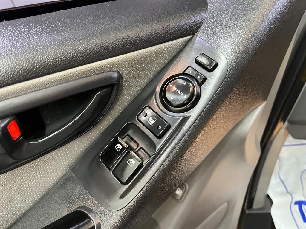 HYUNDAI Starex 2017 Gris - Importación desde Corea - HF Imports Iquique - Foto 15