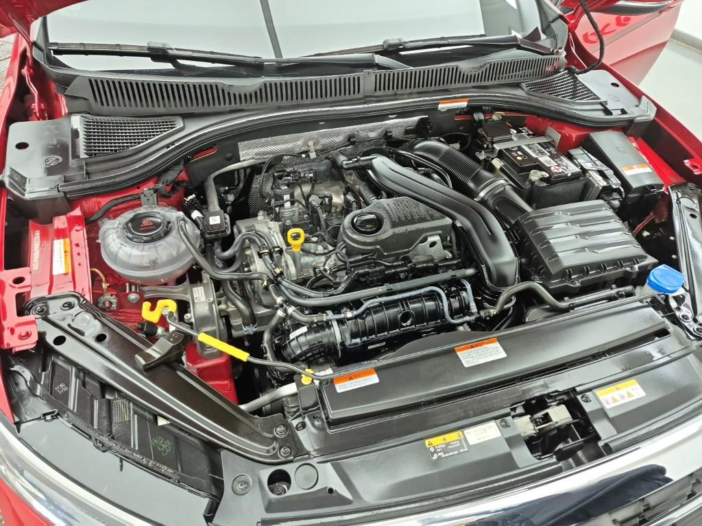 Volkswagen Jetta - Vista 6