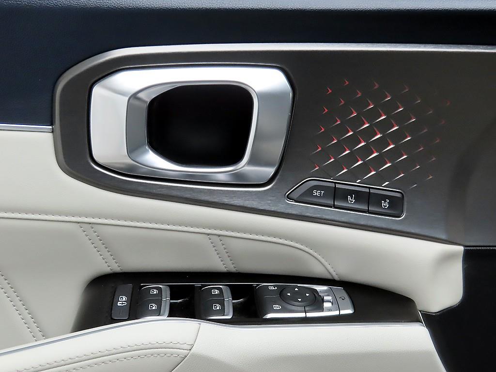 KIA Sorento - Vista 10