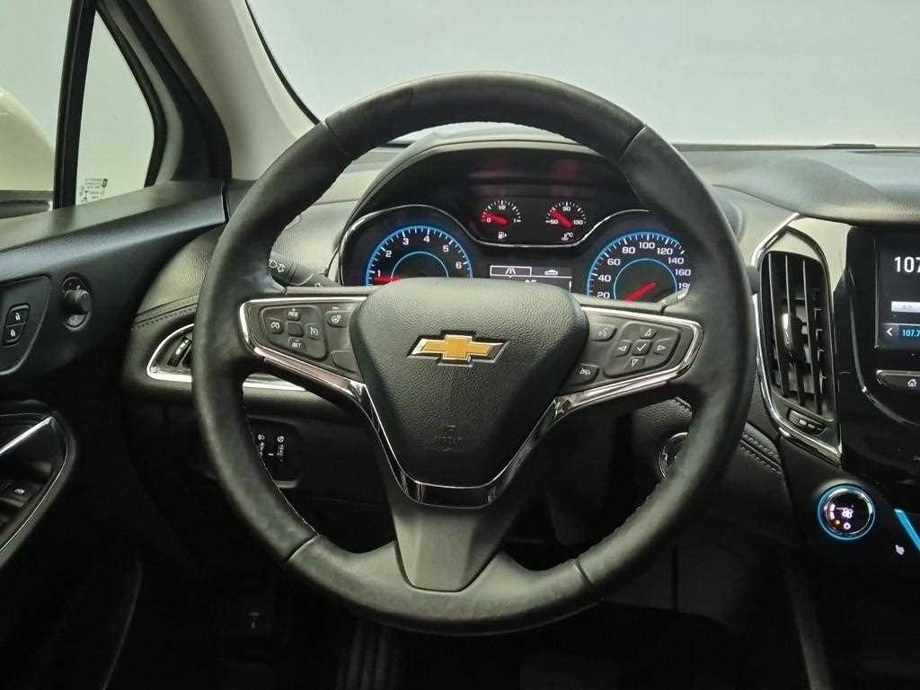 Chevrolet Cruise - Vista 9