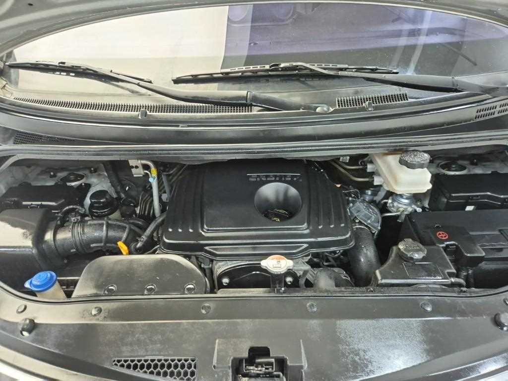 HYUNDAI Starex - Vista 5