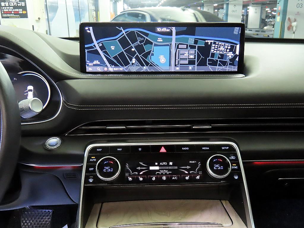 Genesis GV80 - Vista 11