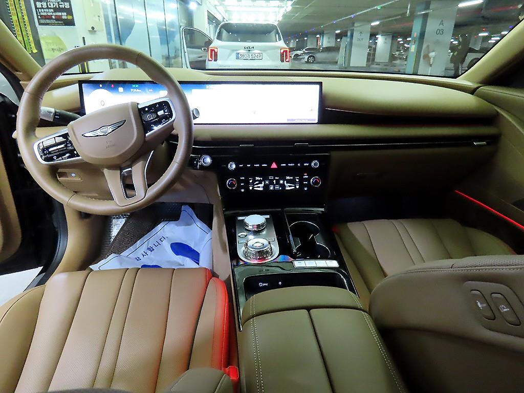 Genesis G80 - Vista 10