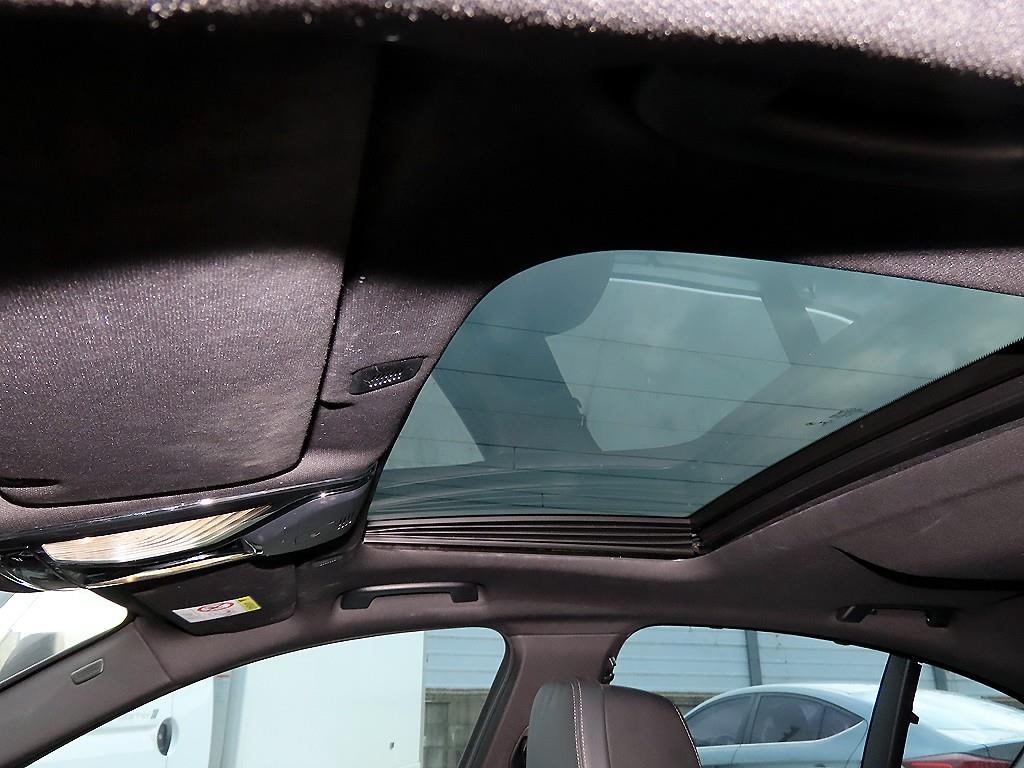 BMW 5 Series 2022 Negro - Importación desde Corea - HF Imports Iquique - Foto 18