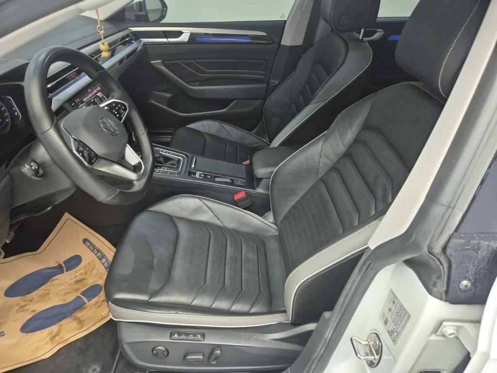 Volkswagen Arteon - Vista 11