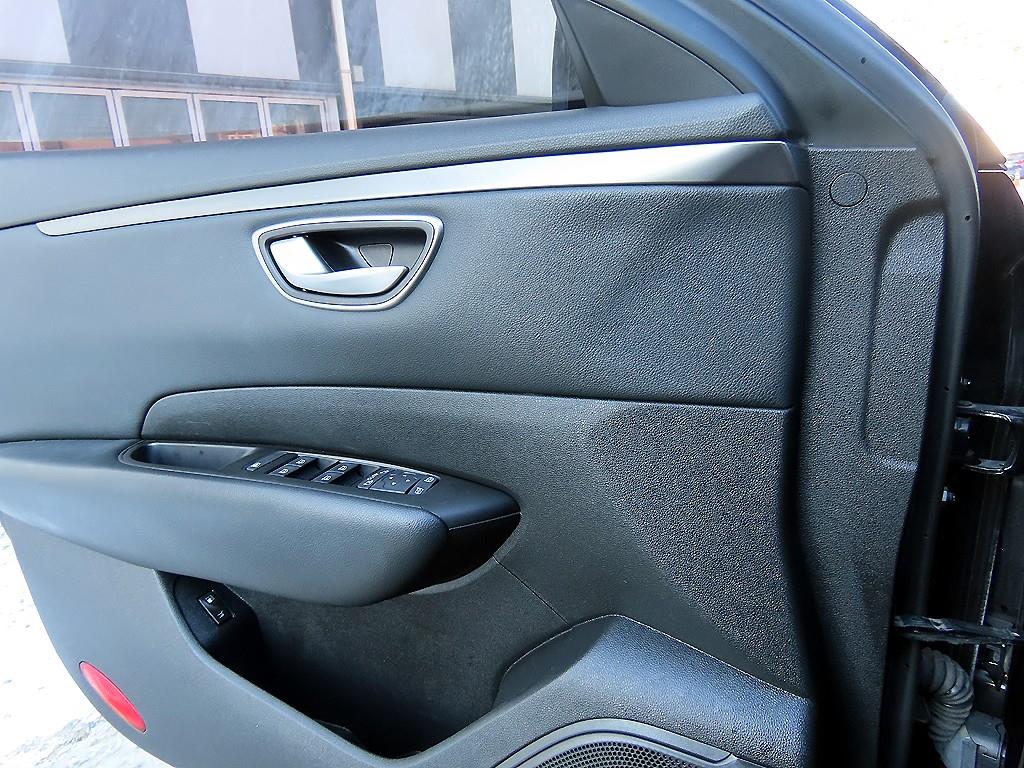 SAMSUNG SM6 - Vista 11