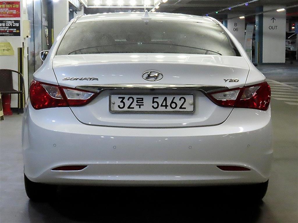 HYUNDAI Sonata - Vista 5