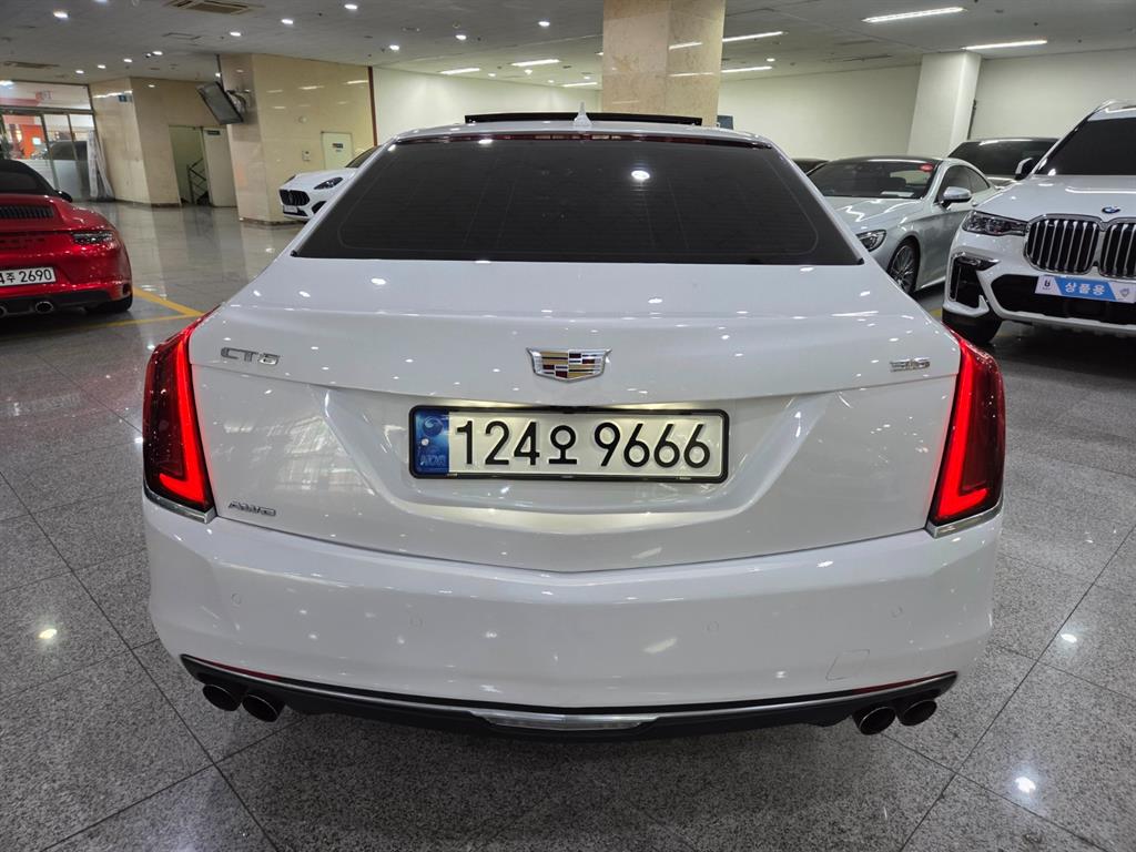 Cadillac CT6 - Vista 4