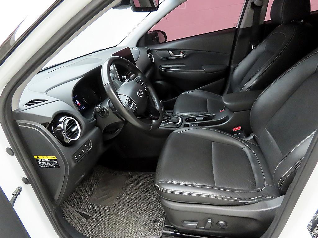 HYUNDAI Kona - Vista 6