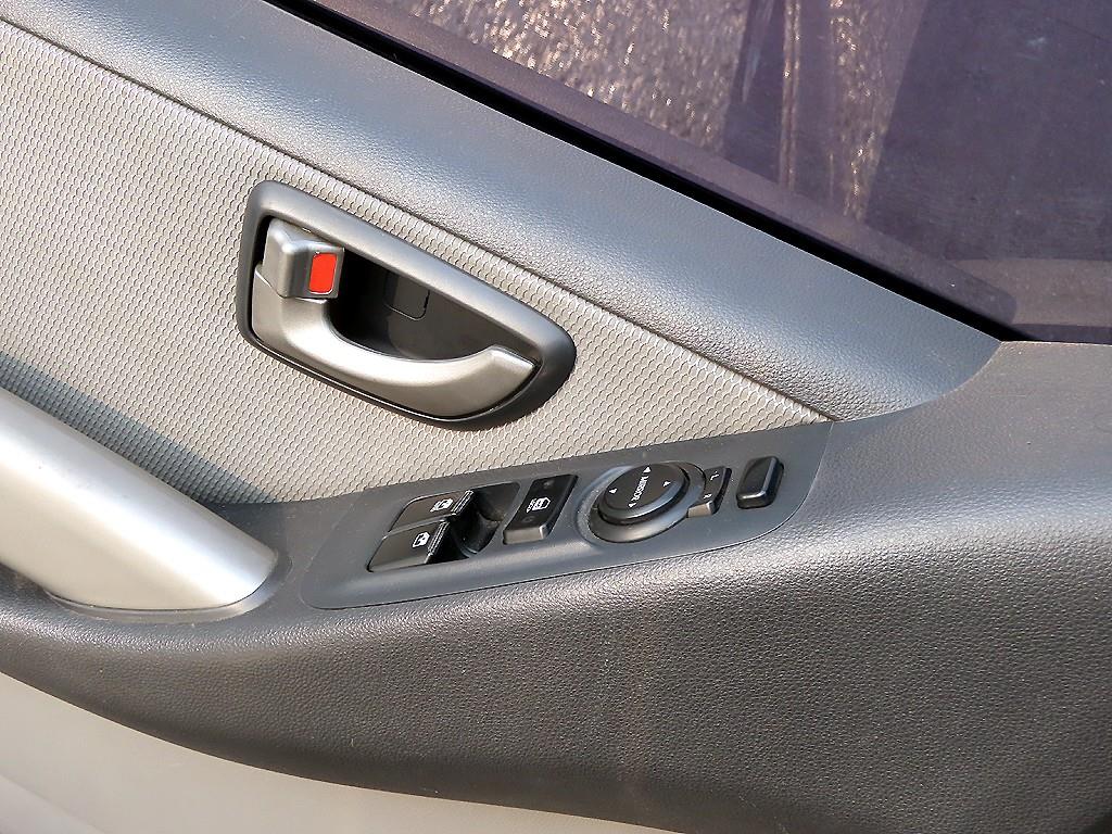 HYUNDAI Starex - Vista 12