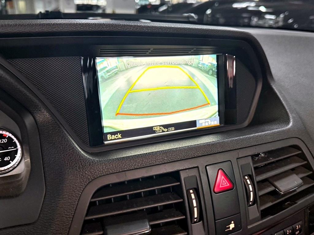 Mercedes Benz E class - Vista 11