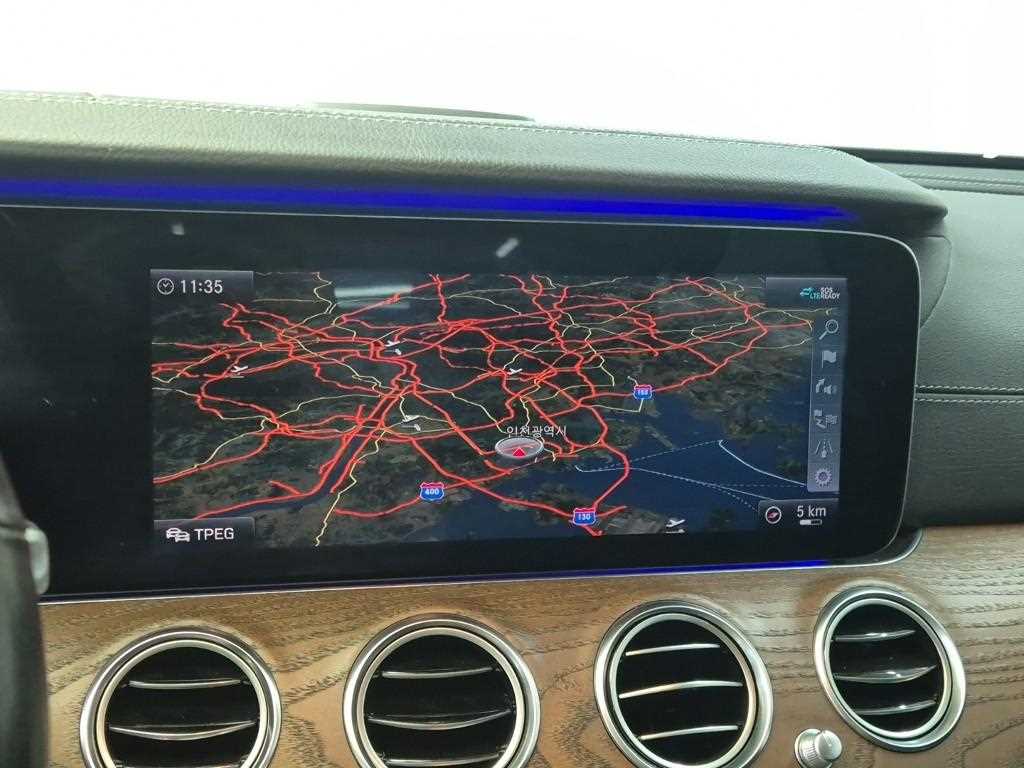 Mercedes Benz E class 2020 Negro - Importación desde Corea - HF Imports Iquique - Foto 14