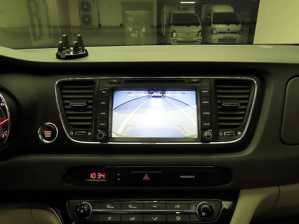 KIA Carnival 2018 Blanco - Importación desde Corea - HF Imports Iquique - Foto 16