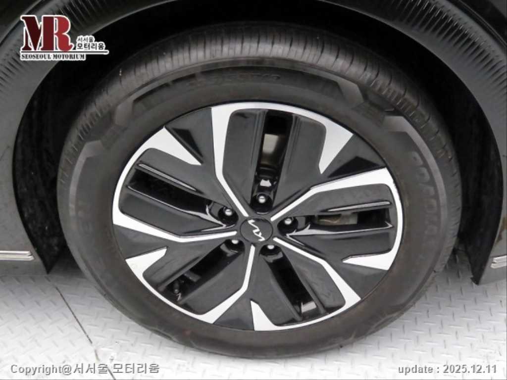 KIA EV6 2022 Negro - Importación desde Corea - HF Imports Iquique - Foto 20