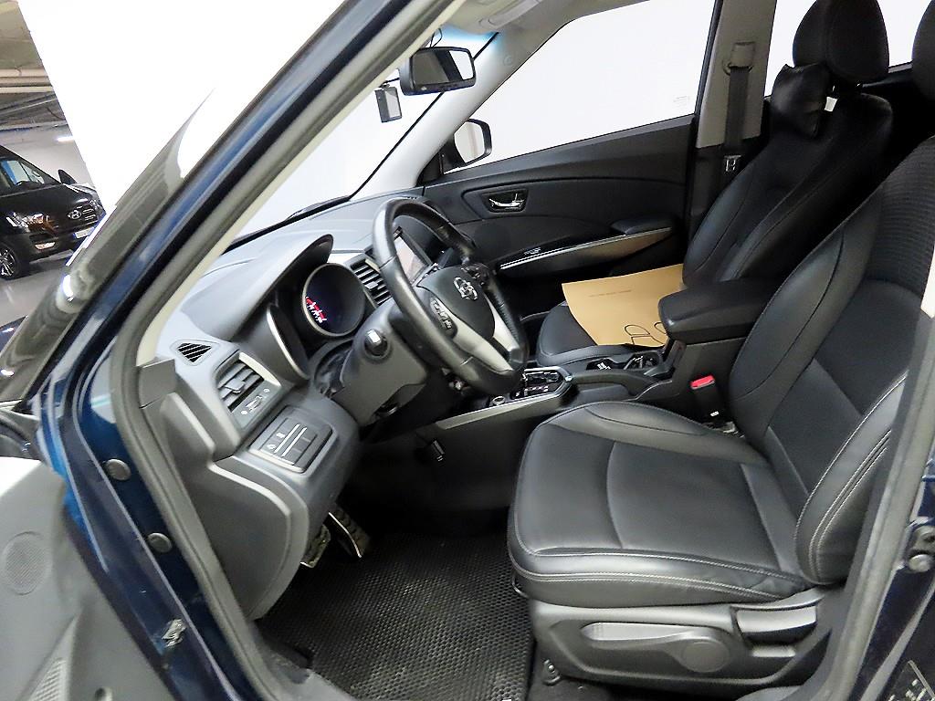 Ssangyong Tivoli - Vista 6