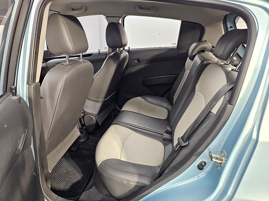 Chevrolet Spark - Vista 8