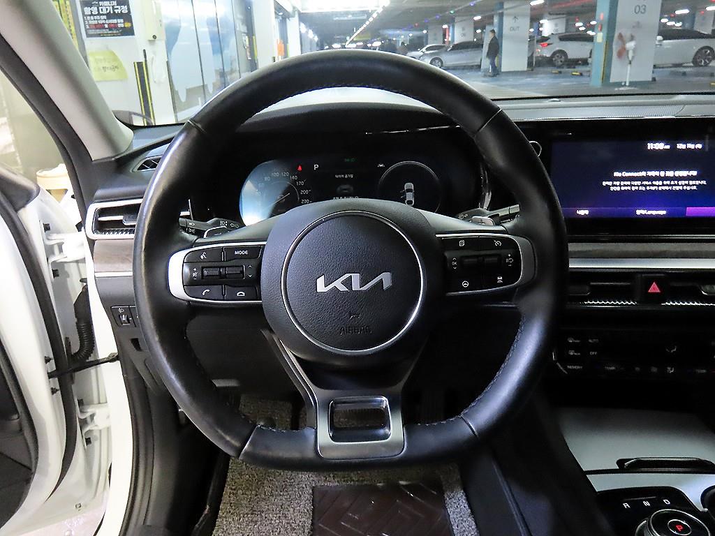 KIA K5 - Vista 8