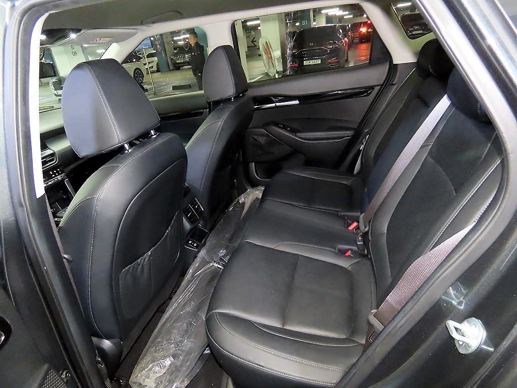 KIA Seltos - Vista 7