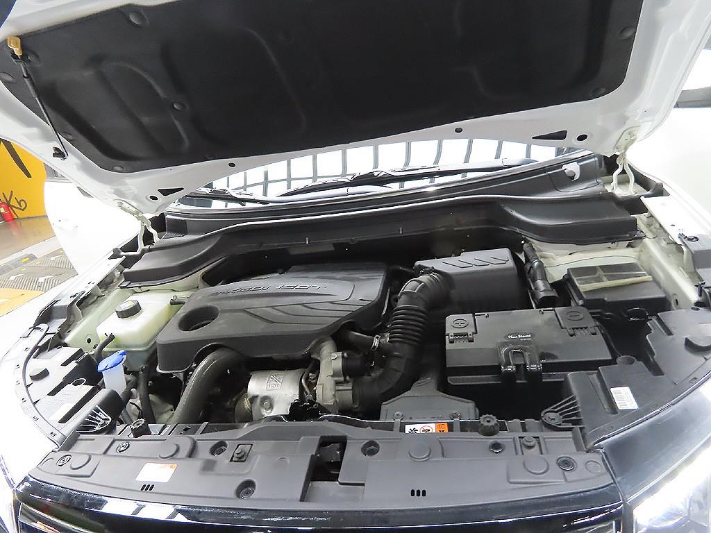 Ssangyong Tivoli 2022 Blanco - Importación desde Corea - HF Imports Iquique - Foto 8