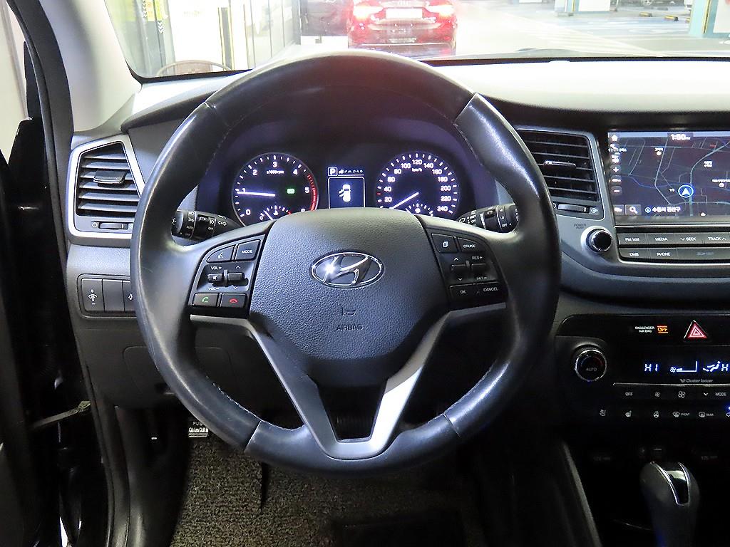 HYUNDAI Tucson - Vista 8