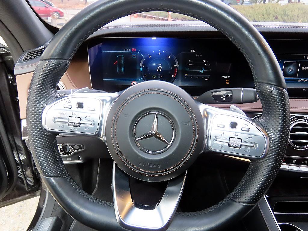 Mercedes Benz S Class - Vista 8