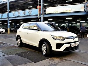 Ssangyong Tivoli - Vista 4