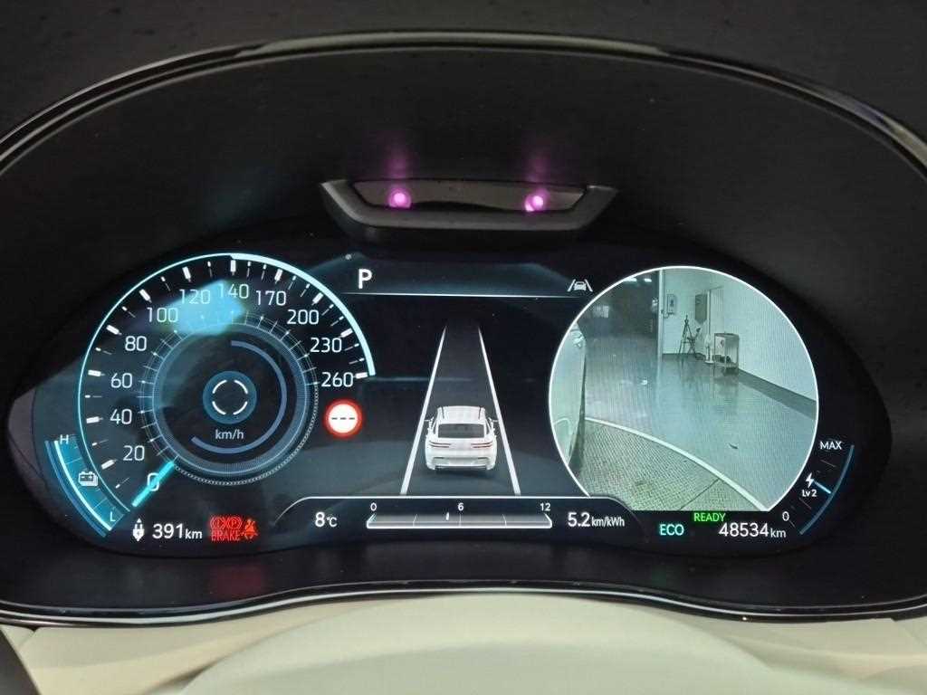 Genesis GV70 - Vista 6