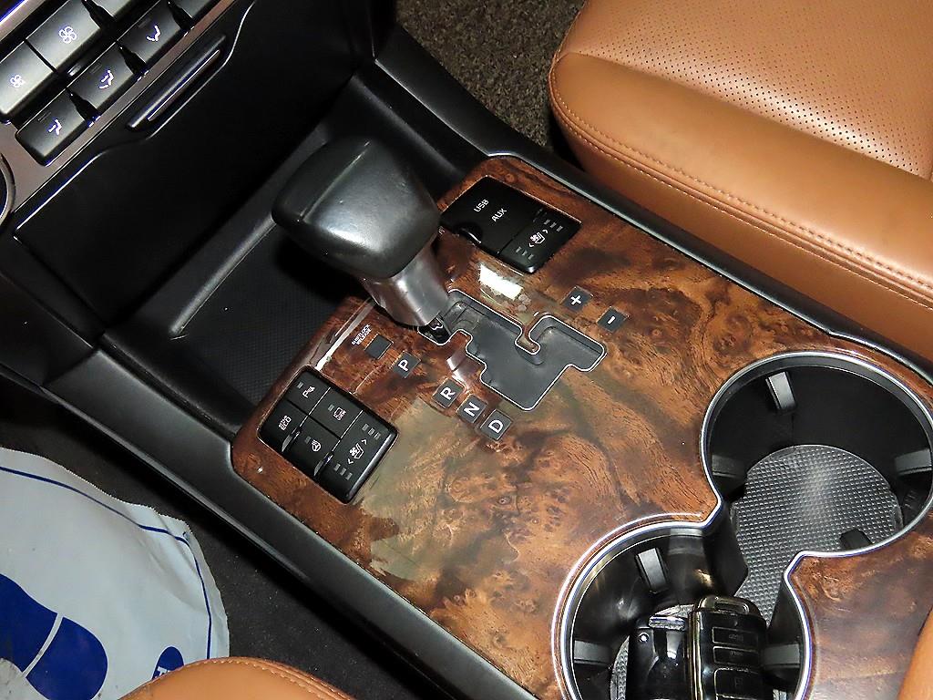 KIA Mohave - Vista 12