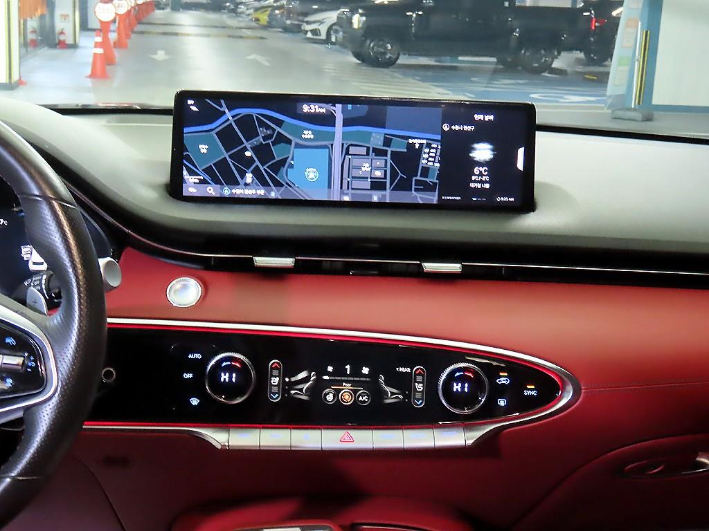 Genesis GV70 - Vista 11