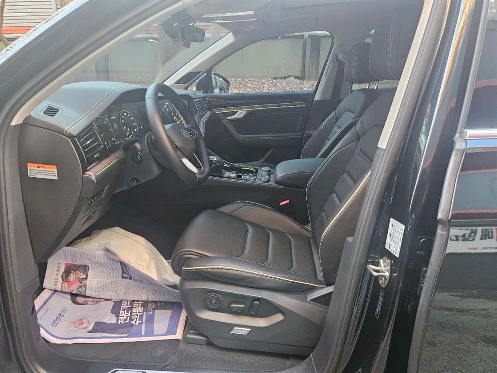 Volkswagen Touareg 2024 Negro - Importación desde Corea - HF Imports Iquique - Foto 17