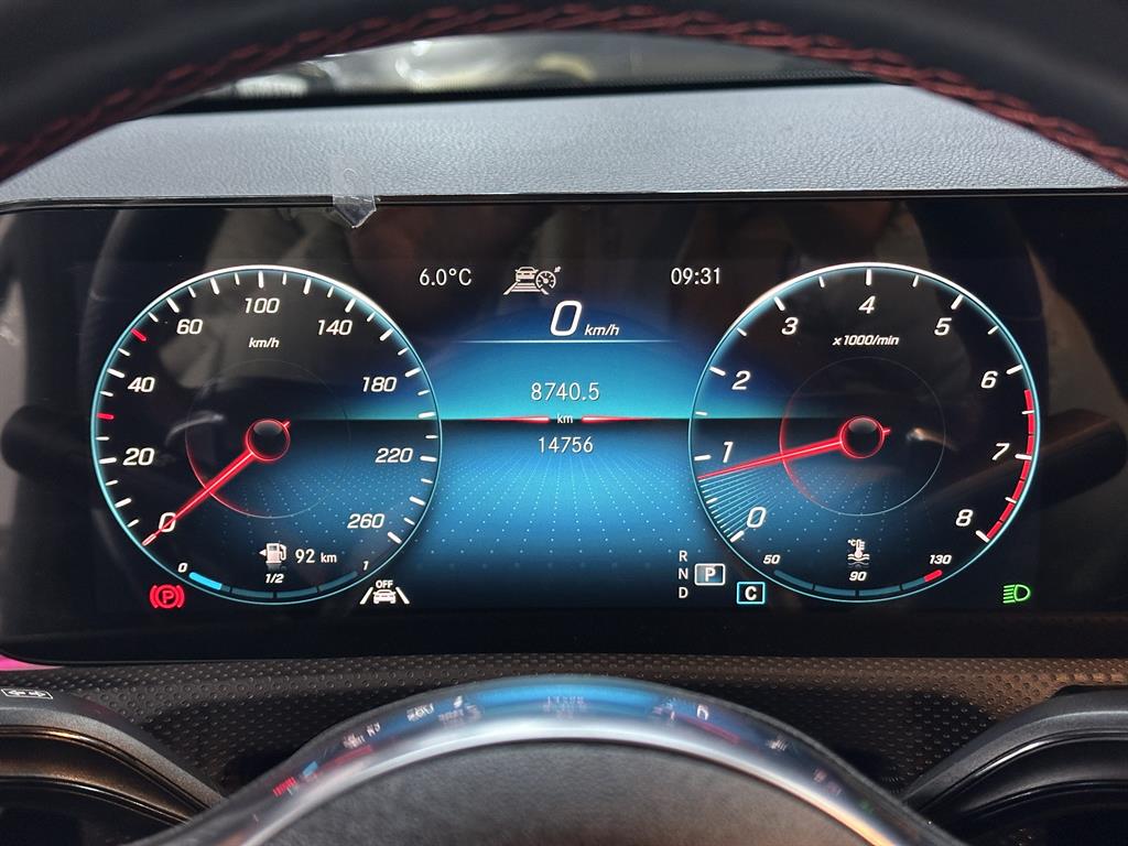 Mercedes Benz CLA Class - Vista 10