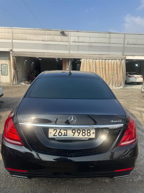 Mercedes Benz S Class - Vista 4