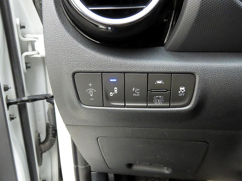 HYUNDAI Kona 2020 Blanco - Importación desde Corea - HF Imports Iquique - Foto 13