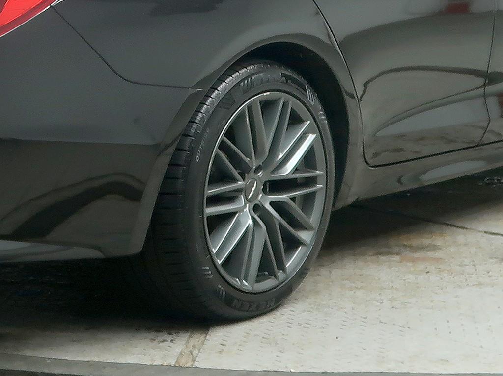 Genesis G70 2018 Negro - Importación desde Corea - HF Imports Iquique - Foto 8